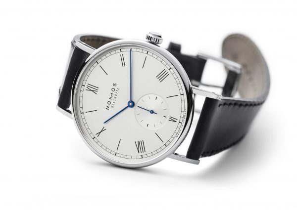 Nomos Ludwig Automatic (ref 251) - on its side