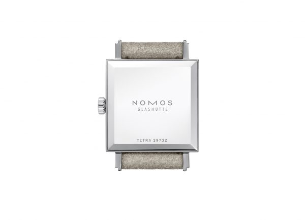 Nomos Tetra 27 Champagne (Ref 473) - case back