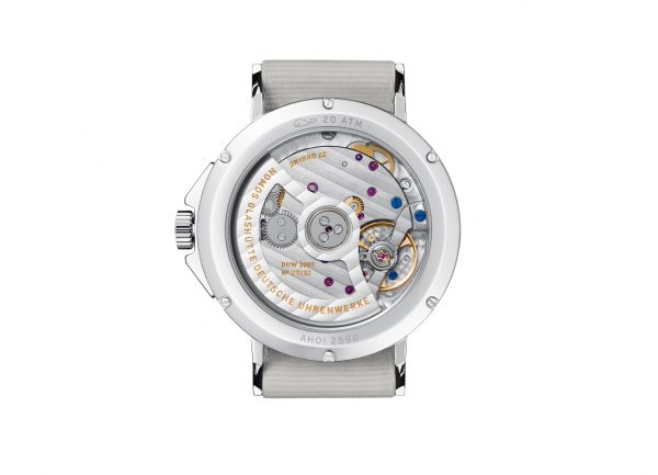 Nomos Ahoi Neomatic Siren White (Ref 564) - rear view