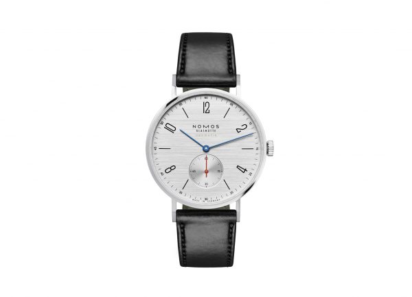 Tangente Neomatik 39 Silvercut (ref 141) - showing strap