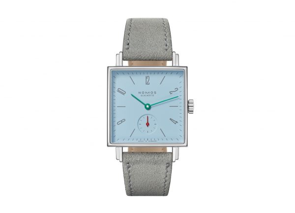 Nomos Tetra Azure (Ref 496/479) - showing strap