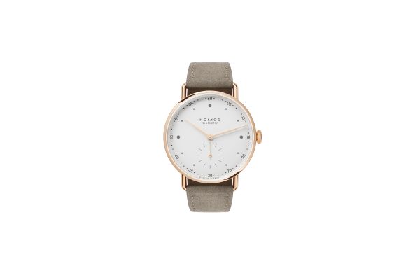 Nomos Metro Rose Gold 33 ref 1170 distance